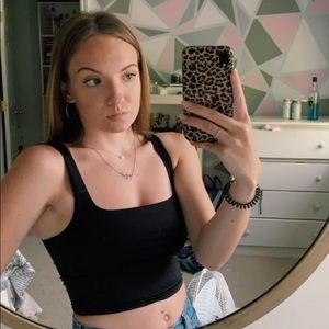 Meet your Posher, Elly